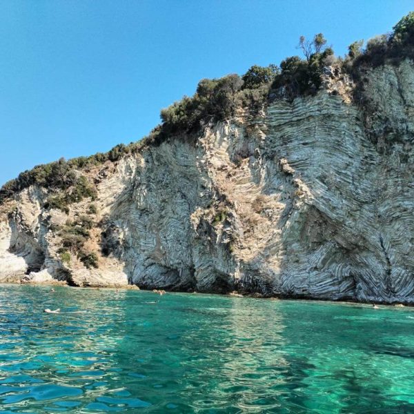 Gremina Bay