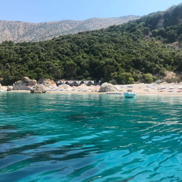 Kroreza Bay